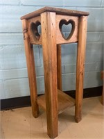 Wooden Heart Plant Stand