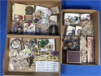 3 TRAYS OF COSTUME JEWELRY & WATCHES