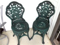 Pair of plastic vintage-look chairs. 1997