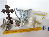 Decorative figures and figurines. Small ceramic