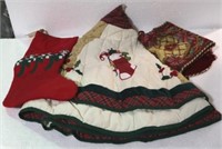 Lot of Assorted Holiday Linens