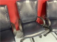 Executive Rolling Office Chair