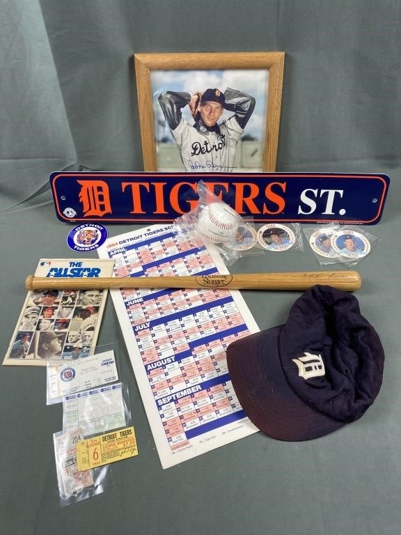 Sports Cards and Memorabilia Auction