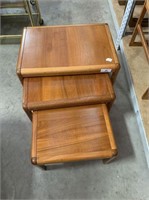 MID CENTURY NEST OF 3 TABLES