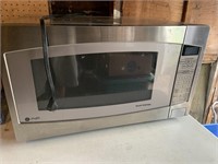 GE SS microwave