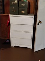 chest of drawers - 16x28x41"