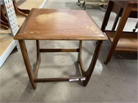 MID CENTURY OCCASIONAL TABLE