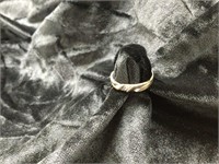10 karat marked ring size 9