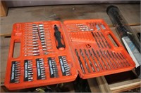 BLACK AND DECKER DRILL BITS AND DRIVERS