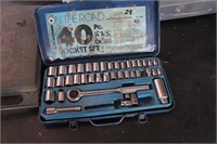 "ON THE ROAD" 40 PC. SOCKET SET