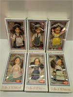 Set of 6 Dolls of all Nations