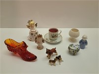 Fenton glass shoe with other nicknack miniatures