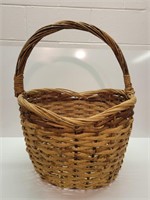 LARGE 20X17X28 Wicker basket