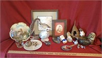 Assortment of bird decor