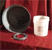 Galvanized pail, 5 gallon bucket, wire