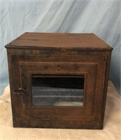 Antique Wheeling Glass Front Cook Stove w/ Rack