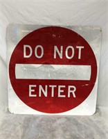 Do Not Enter Metal Road Sign