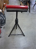 TABLE SAW OUTFEED ROLLER