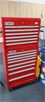 US GENERAL PRO TOOL BOX ALMOST NEW CLEAN WITH KEY