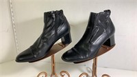 Heeled Boots Sz 10 Croft & Barrow Black Leather