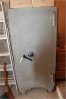 Large Safe (Does have the Combination for Safe)