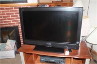 Sony TV w/Remote and Antenna