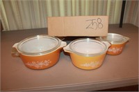 Pyrex Bowls with lids