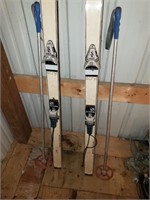 Ski's and Poles (shop)