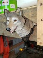 Wolf Coat Hook (Shop)
