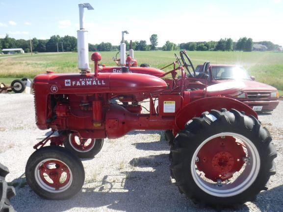 Tractor Collection On-line Auction - Larry Hodge, Owner