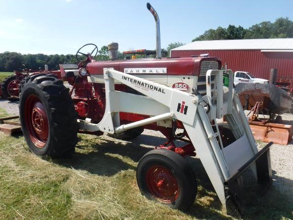 Tractor Collection On-line Auction - Larry Hodge, Owner