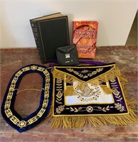 Lot-Masonic-Freemason Collectables and Books