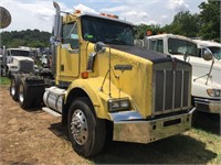 2002 Kenworth T/A Road Tractor,