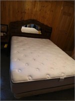Queen Bed w/Headboard & Mattress