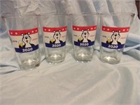 Set of 4 New Hamms Collector Glasses