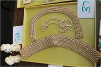 Tray lot of Vintage Necklaces