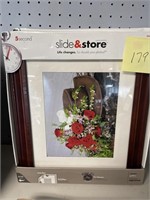 qty 2 - 8 X 10 PICTURE FRAMES / NEW