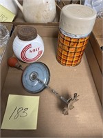 LOT OF ANTIQUE ITEMS / GREAT LOT / AS IS