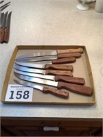 8 knives