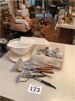 Kitchen gadgets and misc. plastic ware