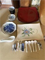 Collection of Porcelain Oreintal Plates & Spoons