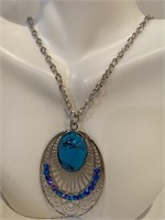 Silver necklace blue stones chuns fashion