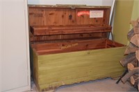 Lane Waterfall Cedar Chest with Tray