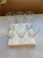 8 Stemware glasses