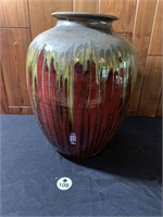 19" Drip Vase
