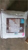 Queen Urban Habitat Comforter Set