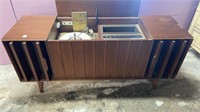 Zenith Stereo Record Player in Cabinet