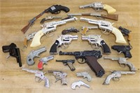 Lot of Vintage Toy Guns