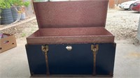 Storage chest, comes with keys, top lid or shelf.