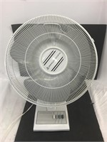 Pleasantaire oscillating fan. Not all settings